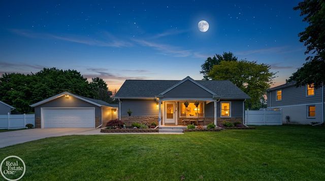 47840 Greenview Road, Shelby Twp, MI 48317