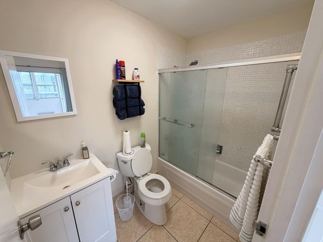 419 Brittany Drive, Delray Beach, FL 33446