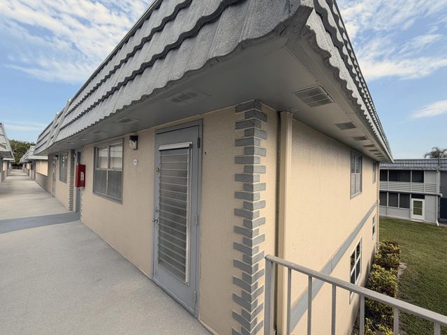 419 Brittany Drive, Delray Beach, FL 33446