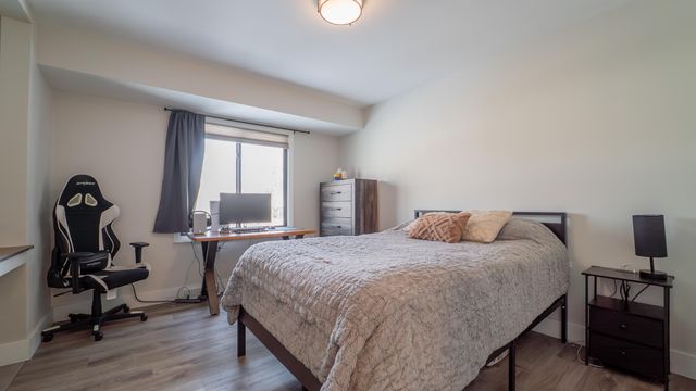 1324 Vivian Lane, Munster, IN 46321