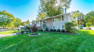 1324 Vivian Lane, Munster, IN 46321