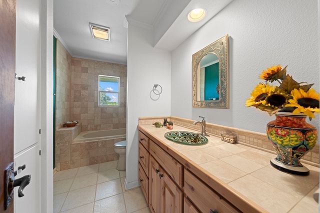 113 Indian Bluff, Kerrville, TX 78028