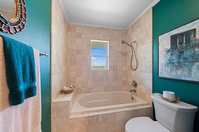 113 Indian Bluff, Kerrville, TX 78028