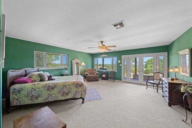 113 Indian Bluff, Kerrville, TX 78028