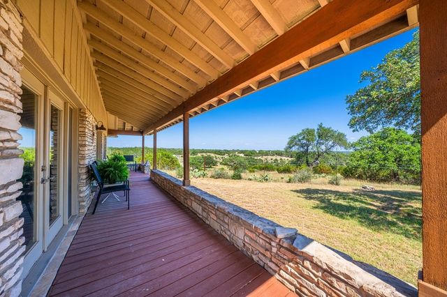113 Indian Bluff, Kerrville, TX 78028
