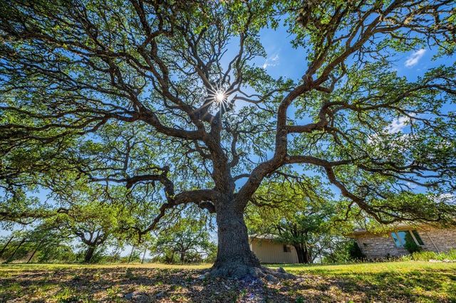 113 Indian Bluff, Kerrville, TX 78028