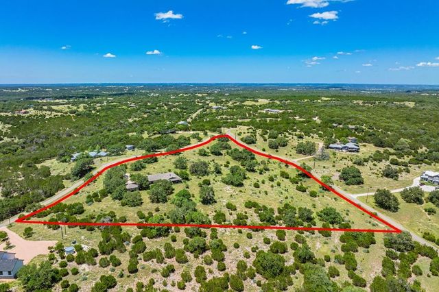 113 Indian Bluff, Kerrville, TX 78028