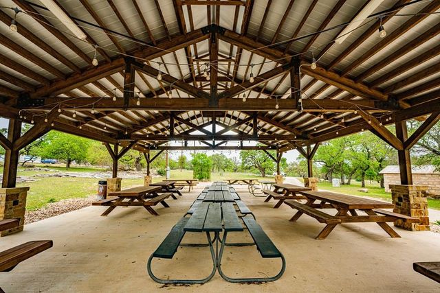 113 Indian Bluff, Kerrville, TX 78028