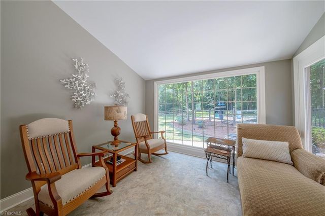 4001 Briarwood Avenue, High Point, NC 27265