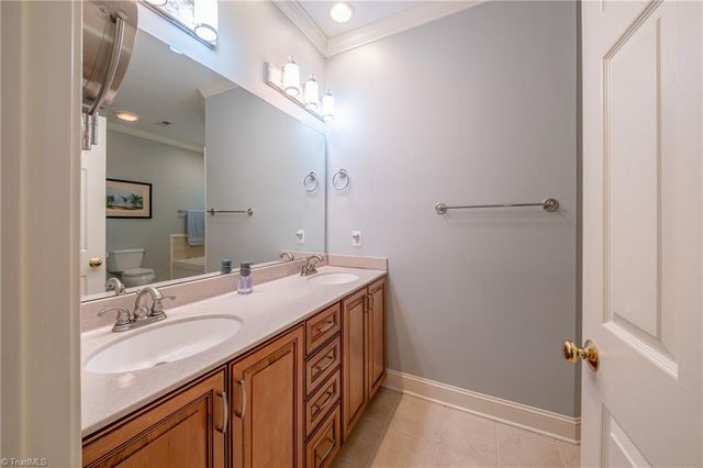 4001 Briarwood Avenue, High Point, NC 27265