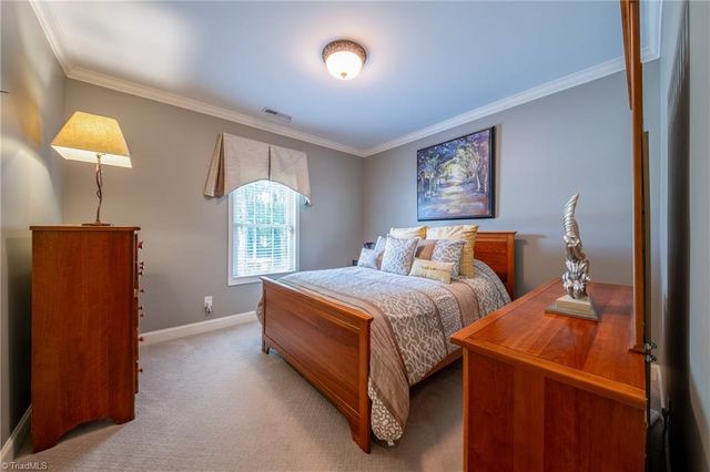 4001 Briarwood Avenue, High Point, NC 27265