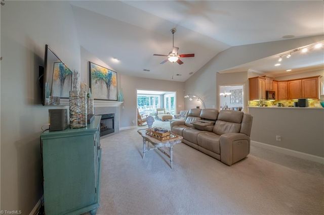 4001 Briarwood Avenue, High Point, NC 27265