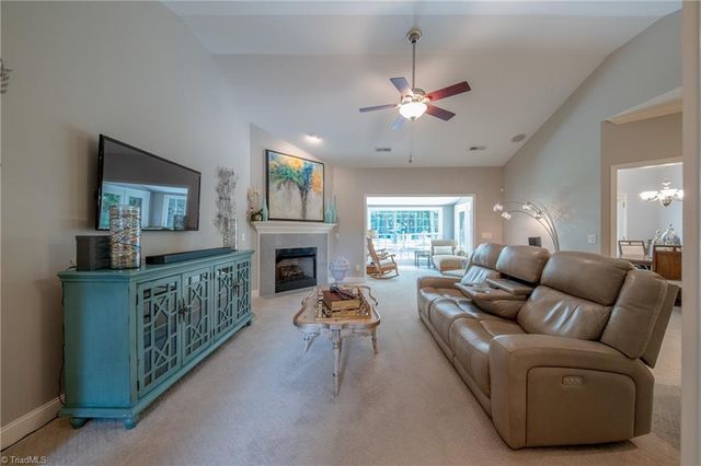 4001 Briarwood Avenue, High Point, NC 27265