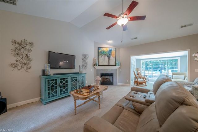 4001 Briarwood Avenue, High Point, NC 27265