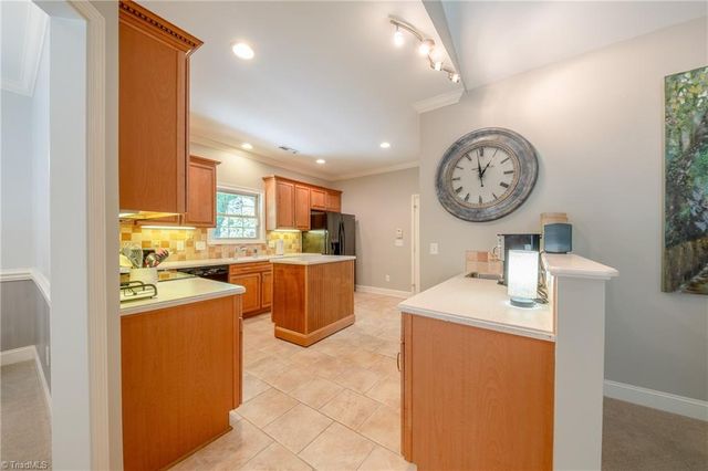 4001 Briarwood Avenue, High Point, NC 27265