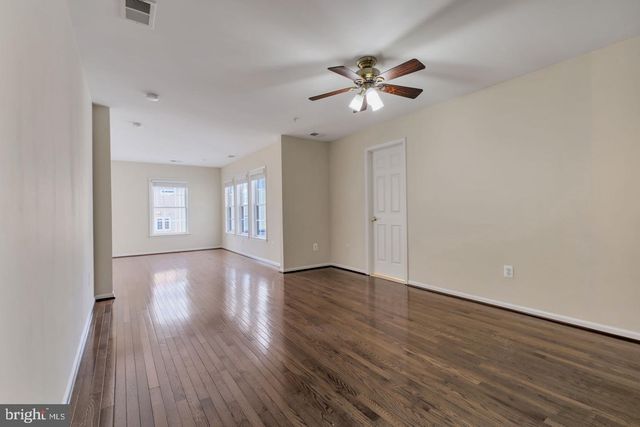 725 RIDGEMONT AVE, Rockville, MD 20850