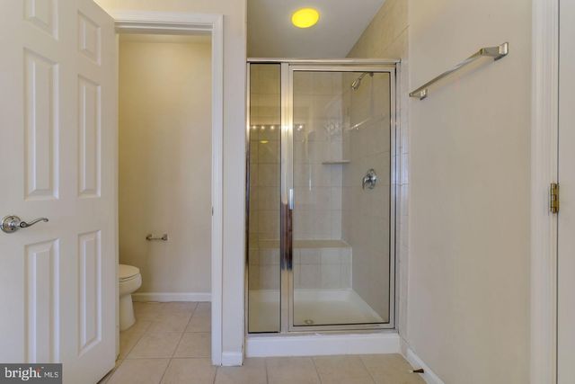 725 RIDGEMONT AVE, Rockville, MD 20850