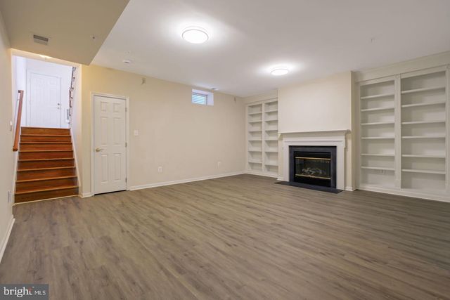 725 RIDGEMONT AVE, Rockville, MD 20850
