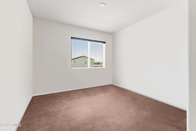 2903 La Calle Sabio Avenue, Rosamond, CA 93560