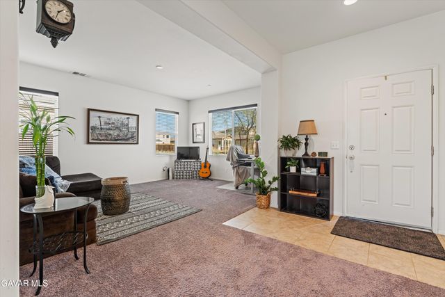 2903 La Calle Sabio Avenue, Rosamond, CA 93560