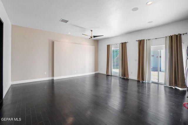 6324 VIA SERENA Drive, El Paso, TX 79912