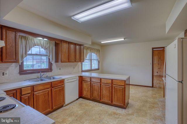 12 KIMMIE CT, Bear, DE 19701
