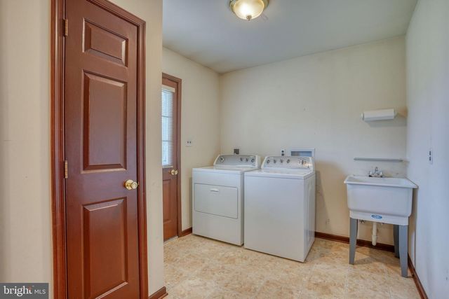 12 KIMMIE CT, Bear, DE 19701