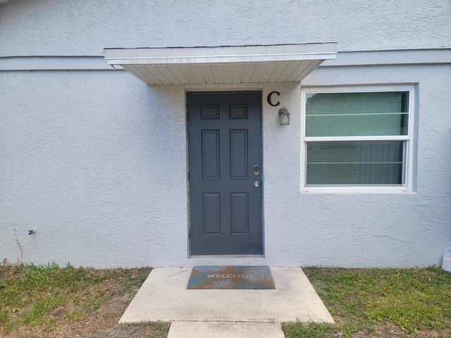 2001 Oleander Boulevard C, Fort Pierce, FL 34950