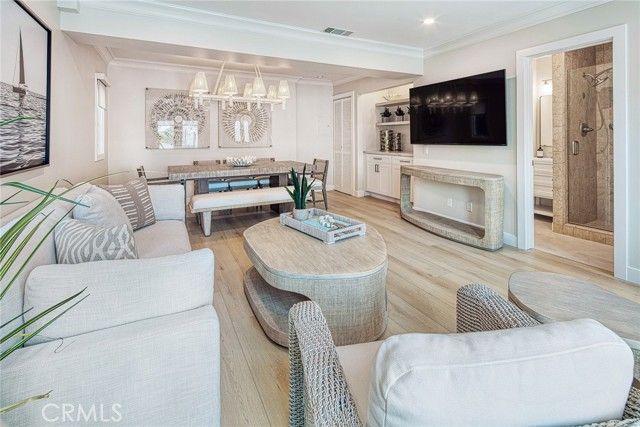 410 ACACIA, Corona Del Mar (newport Beach), CA 92625