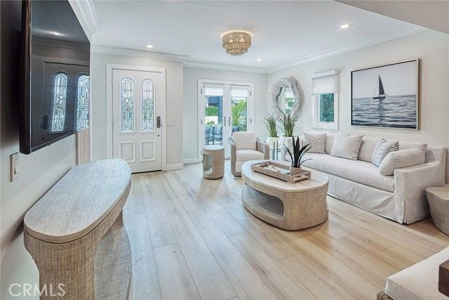 410 ACACIA, Corona Del Mar (newport Beach), CA 92625