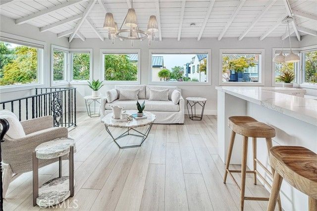 410 ACACIA, Corona Del Mar (newport Beach), CA 92625