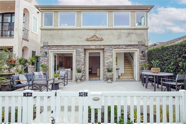 410 ACACIA, Corona Del Mar (newport Beach), CA 92625
