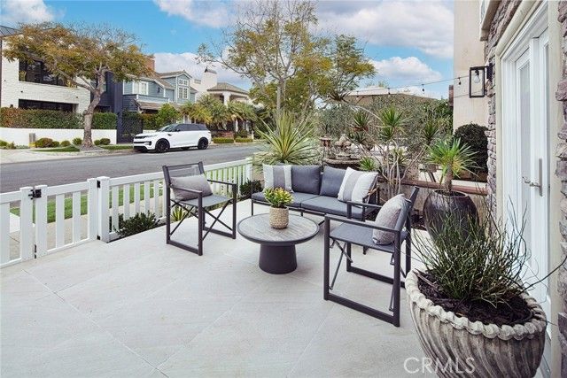 410 ACACIA, Corona Del Mar (newport Beach), CA 92625