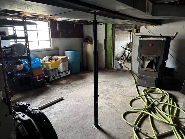 2458 E Surrey Road, Clare, MI 48617