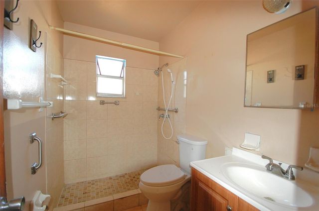 11723 127TH AVENUE, Largo, FL 33778