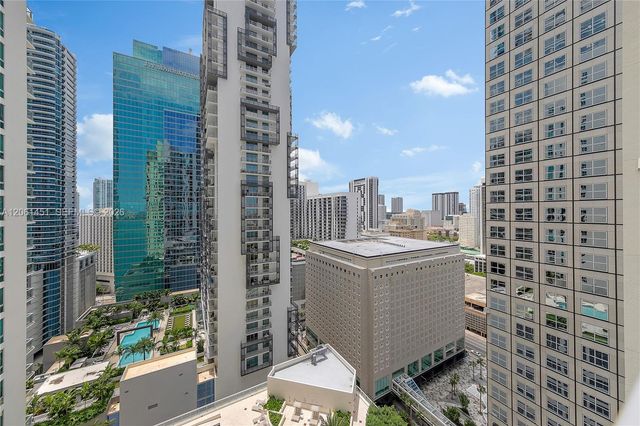 300 S Biscayne Boulevard T-2309, Miami, FL 33131
