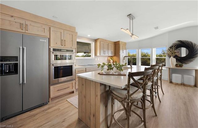 17731 Canal Cove CT, Fort Myers Beach, FL 33931