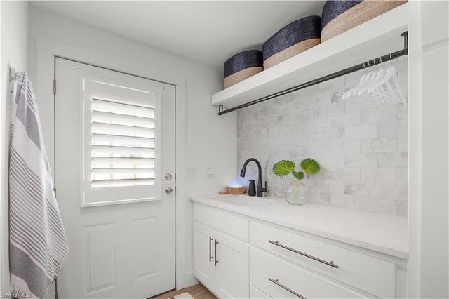 17731 Canal Cove CT, Fort Myers Beach, FL 33931