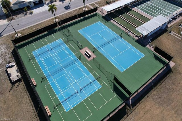 17731 Canal Cove CT, Fort Myers Beach, FL 33931