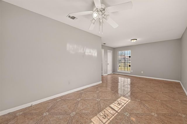 10607 Bainbridge Street, Houston, TX 77016