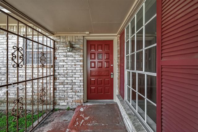 10607 Bainbridge Street, Houston, TX 77016