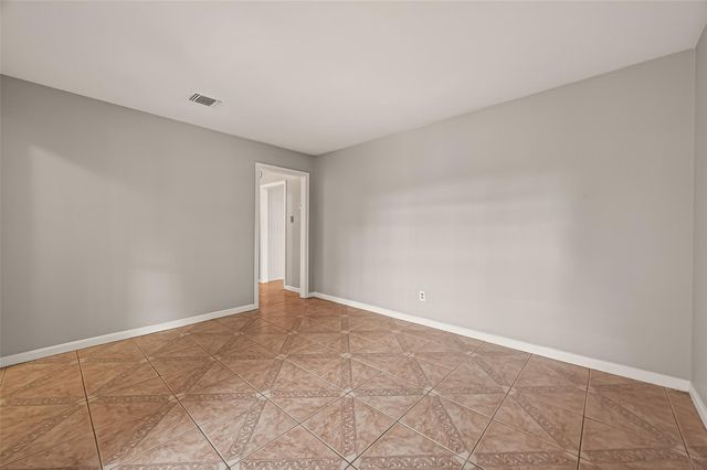 10607 Bainbridge Street, Houston, TX 77016