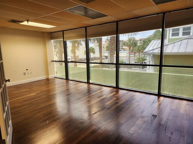 150 153RD AVE C, Madeira Beach, FL 33708