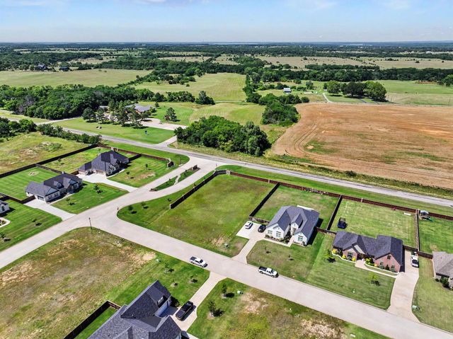 100 Chisolm Trail, Pottsboro, TX 75076