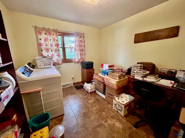 430 TAMARACK DR, Rapid City, SD 57701