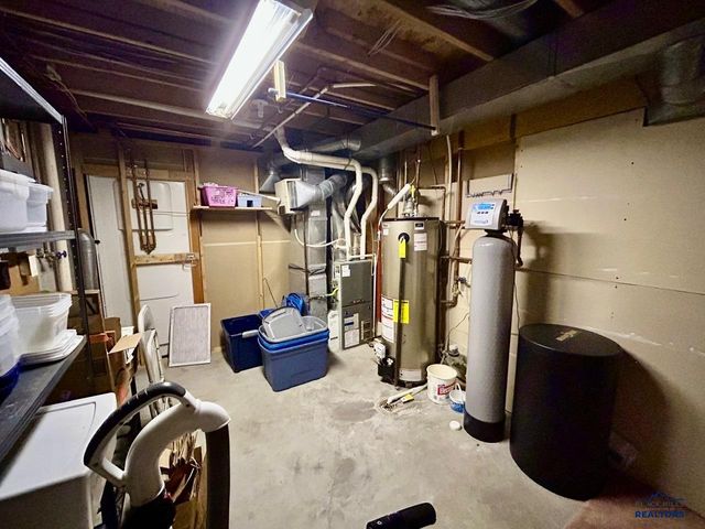 430 TAMARACK DR, Rapid City, SD 57701