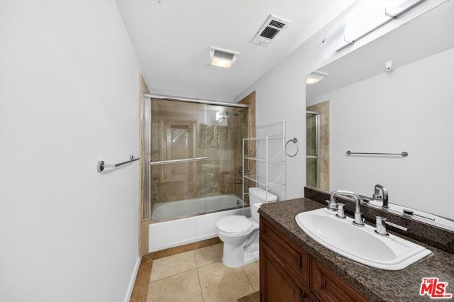 1026 S Oxford Avenue 302, Los Angeles, CA 90006