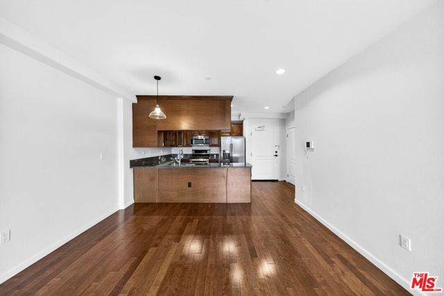 1026 S Oxford Avenue 302, Los Angeles, CA 90006