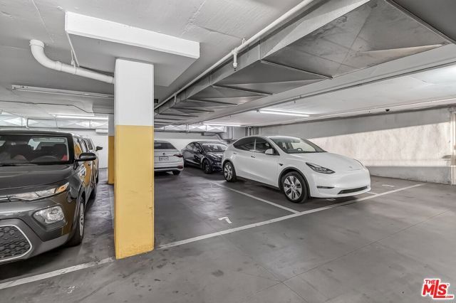 1026 S Oxford Avenue 302, Los Angeles, CA 90006