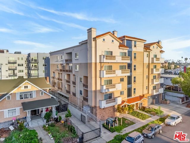 1026 S Oxford Avenue 302, Los Angeles, CA 90006